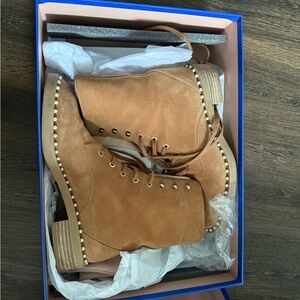 Stuart Weitzman SONDRA PEARL BOOTIE